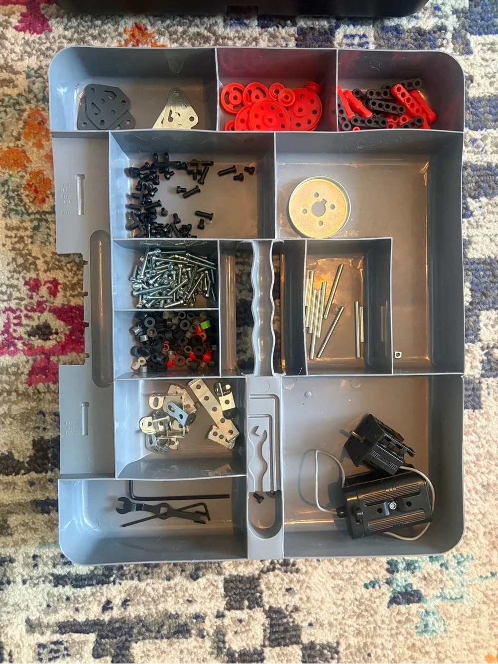 Special edition erector set